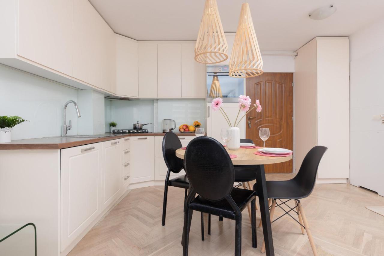 Zlota Apartment Center Of Warsaw By Noclegi Renters Exterior photo